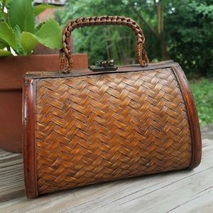 Vintage wooden basket Weave purse